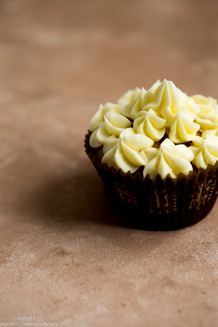 EGGLESS CONDENSED MILK CUPCAKES FLUFFY AND LIGHT
