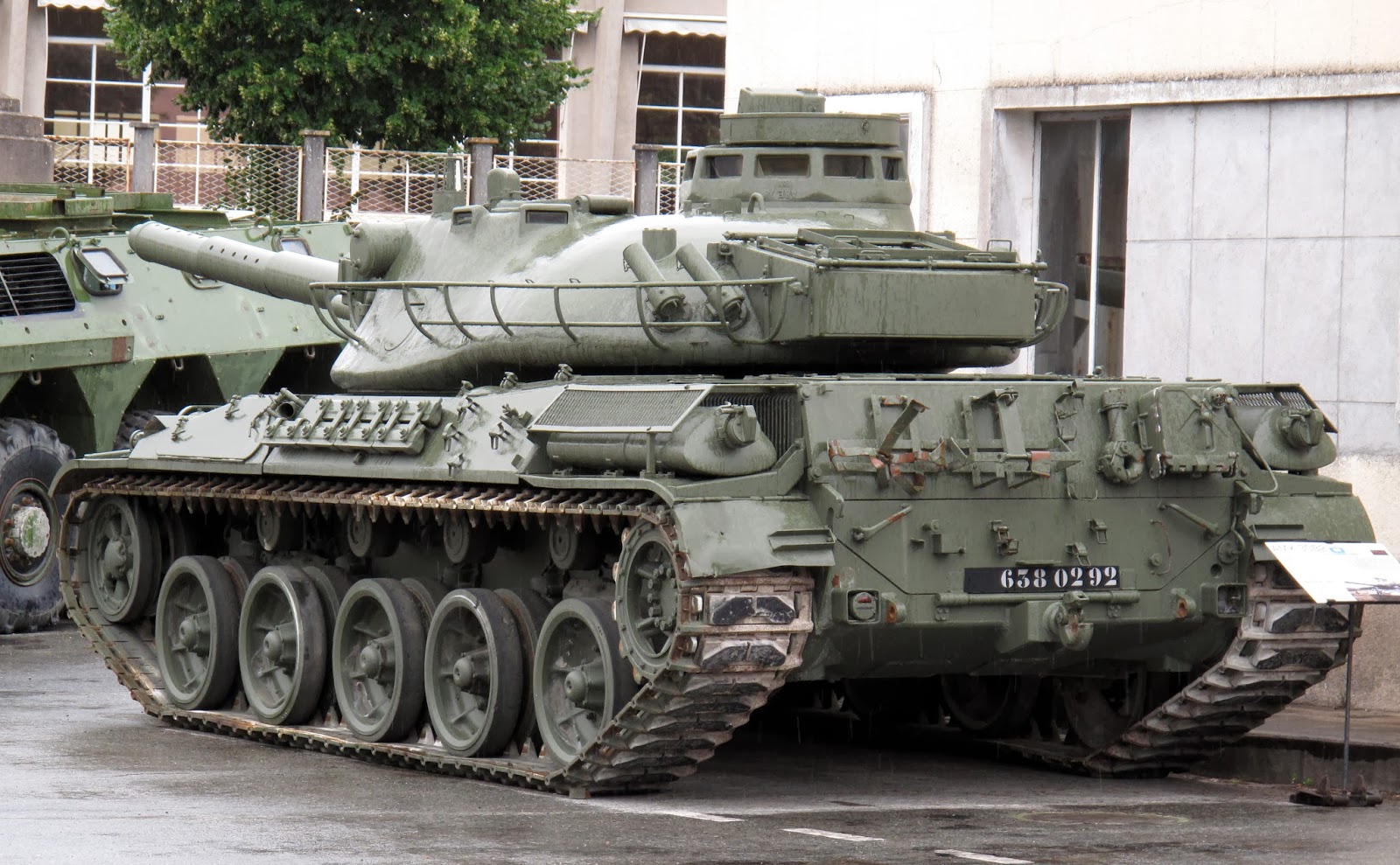 Współczesna technika wojskowa AMX30 francuski czołg podstawowy