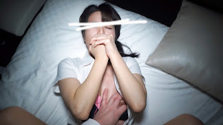 FC2PPV-1477965 最終面接はナマ中出しの濃厚接触。就職決まらず半泣きの4年生を裏採用担当がチンポで救済。リクスー着せたままでローター入りマンコからあふれた精子をローション代わりに鬼畜手マンw