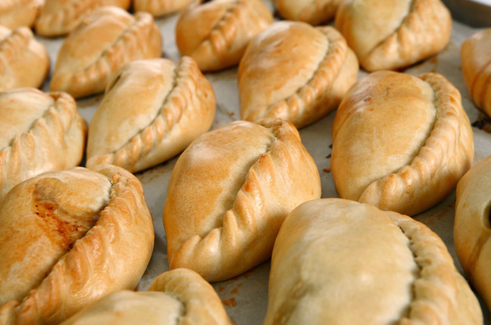 ¿Gusta Usted? PASTES PACHUQUEÑOS RECETA