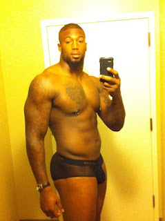 juicybootygossip: FAMOUS PEOPLE NAKED