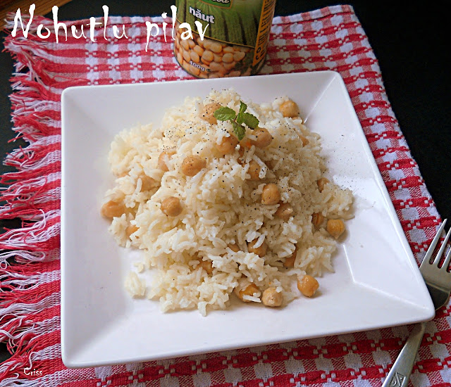 Arome si culori Nohutlu pilav Pilaf turcesc cu naut
