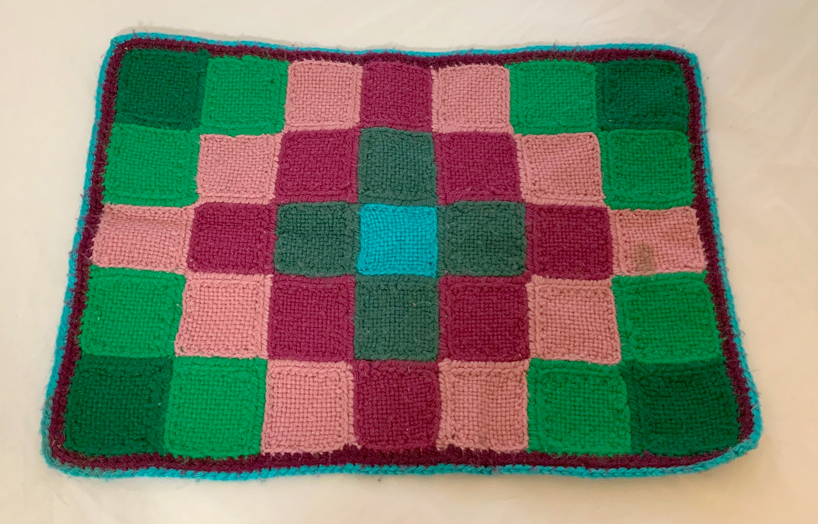 Pin Loom Weaving Make your own vintage pin loom doll blanket