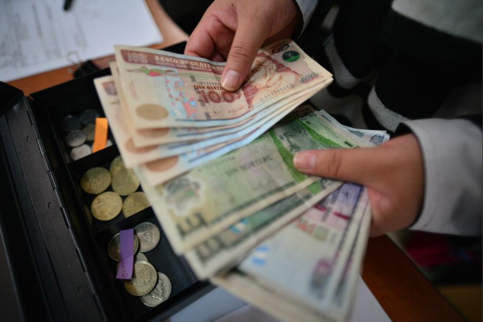 Universidad Mariano Galvez Comportamiento y Tendencias de la Inflación