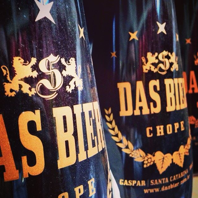 Das Bier Novas garrafas, Growlers e cerveja colaborativa com a