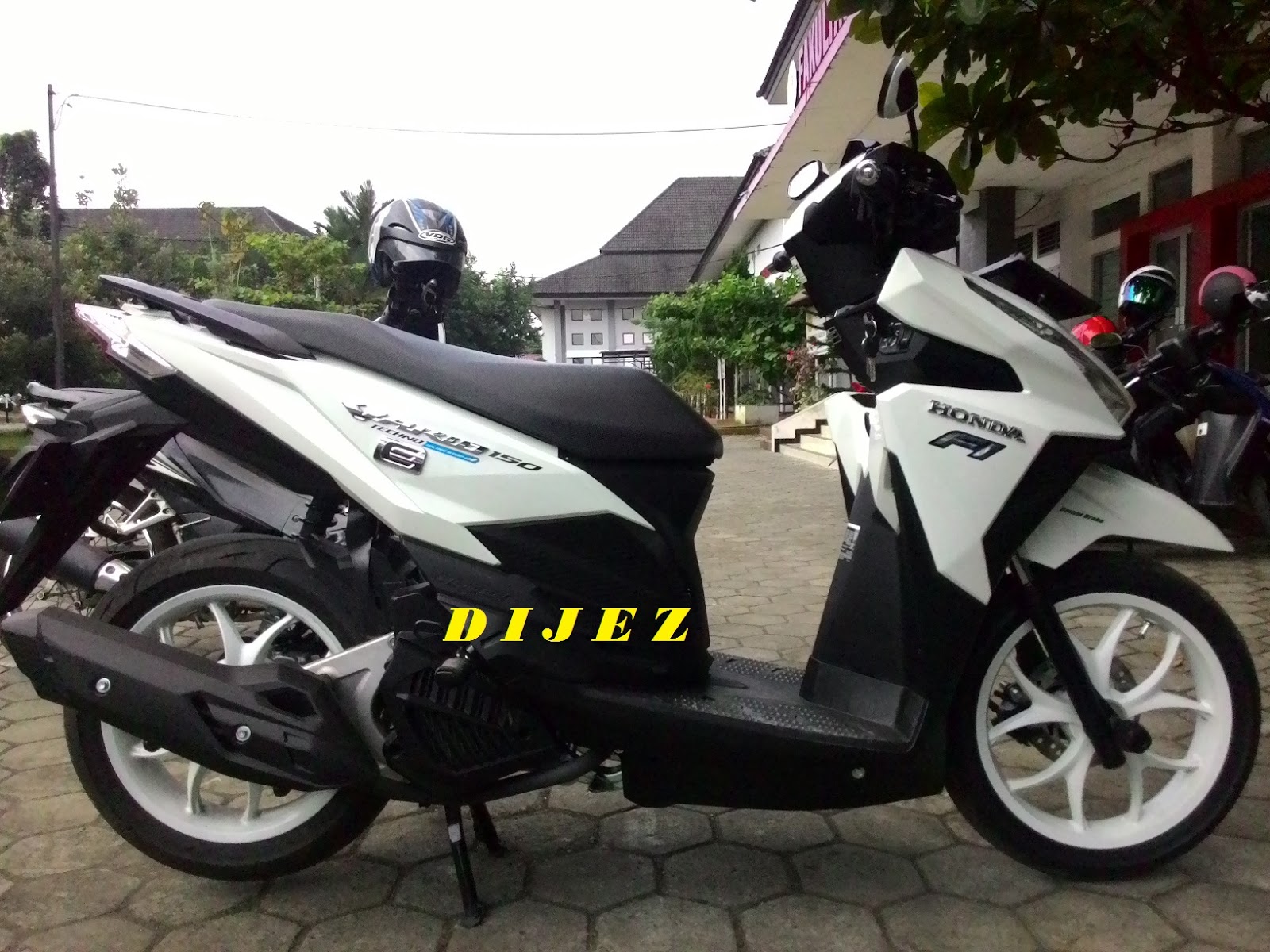 Ide 53 Modifikasi Vario 125 Doraemon Terbaik Pinus Motor