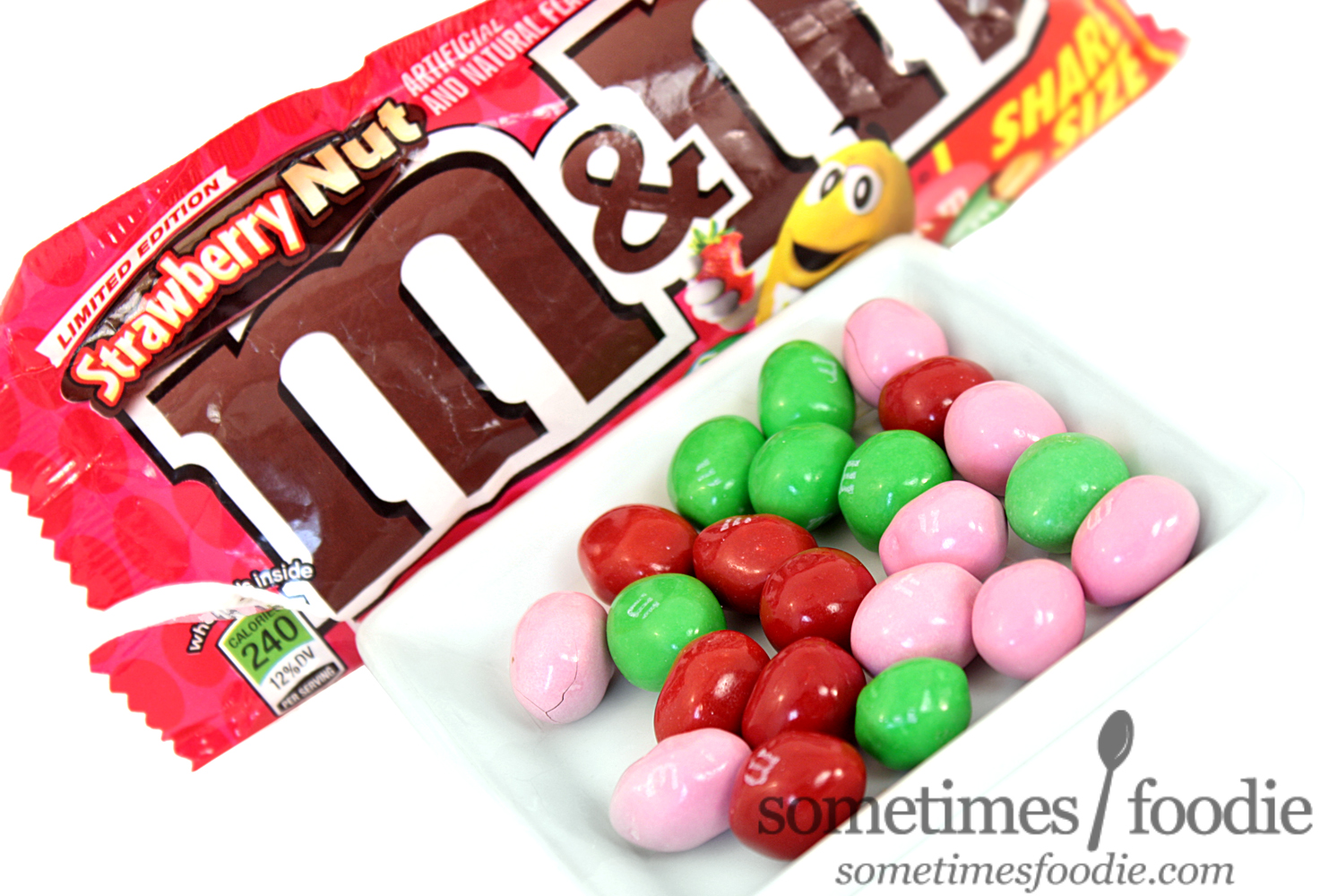 REVIEW: Limited Edition Strawberry Nut M&M's - The Impulsive Buy