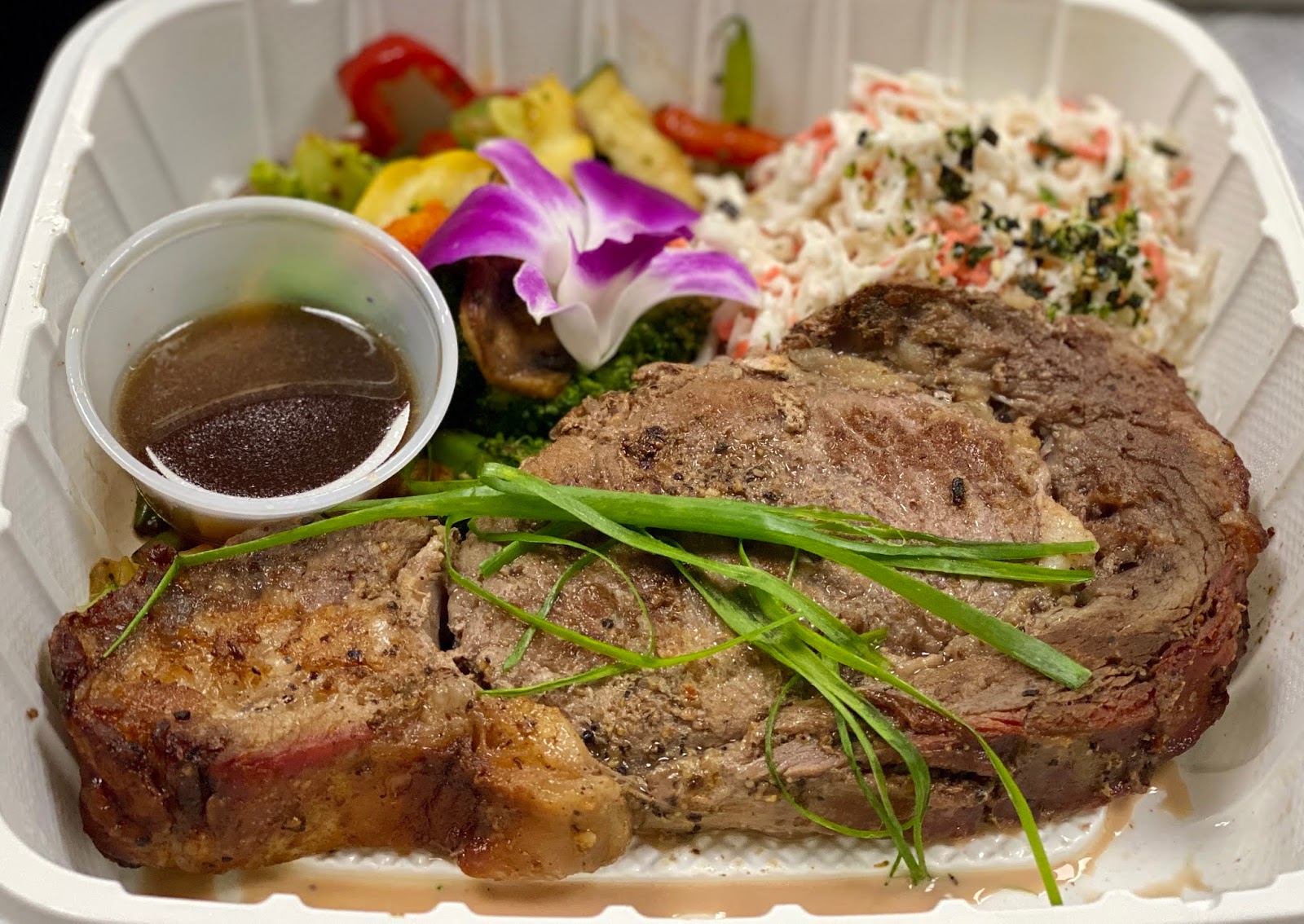 GREAT EATS HAWAII GUIEB CAFE SEARED AHI