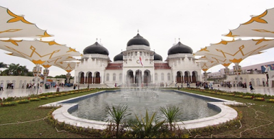 3 Tempat Wata Religi Di Indonesia Yang Tidak Pernah Sepi Yang Paling Terkenal 3 Tempat Wata Religi Di Indonesia Yang Tidak Pernah Sepi Yang Paling Terkenal