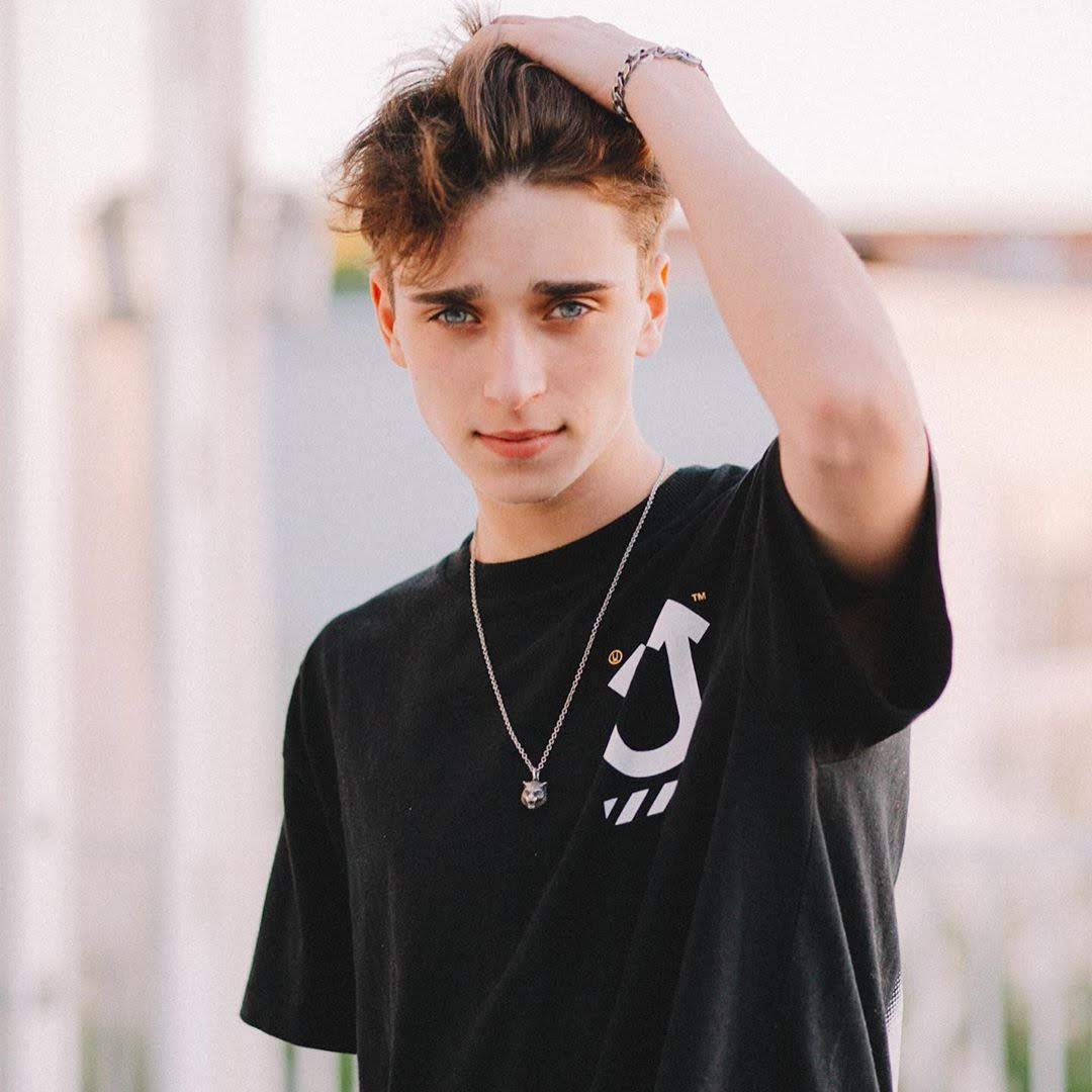 Josh Richards - Age, Wiki, Bio, Trivia, Photos