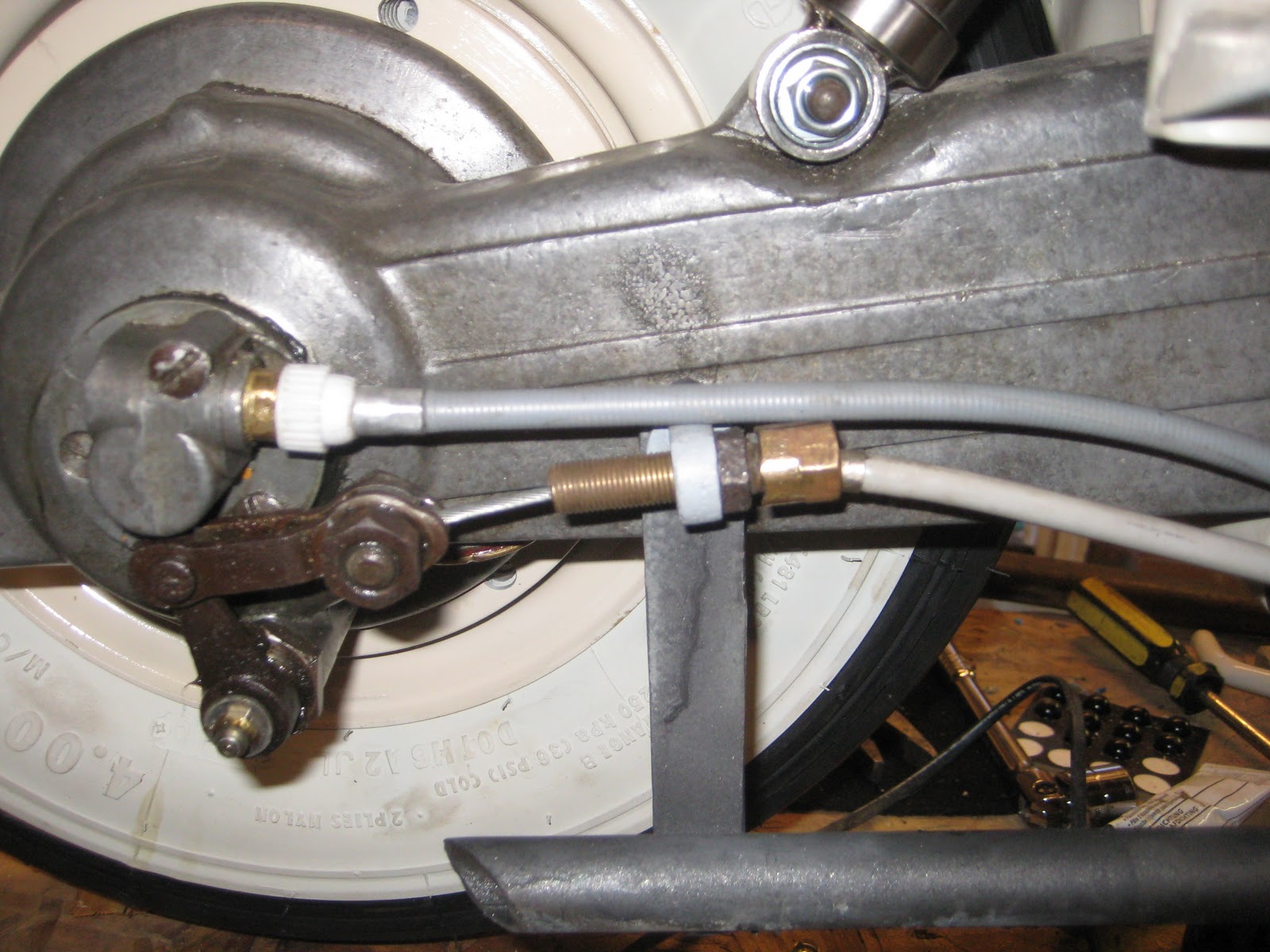 Lambretta LD restoration Cabling the beast