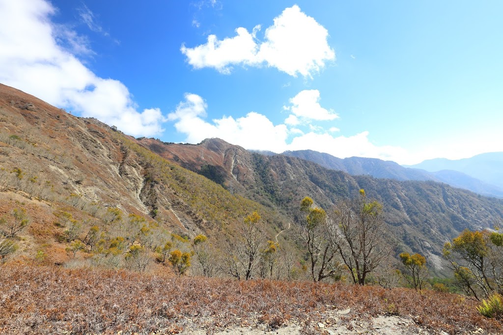 丹大林道為前往六順山以及七彩湖必經的道路
