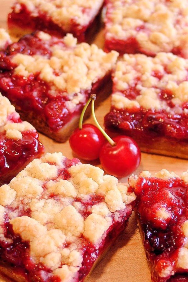 Cherry Pie Crumble Bars {gluten free option}