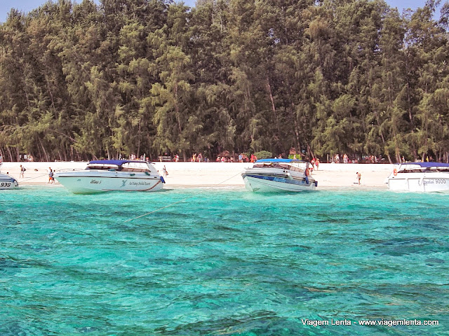 Bamboo Island: areias branquíssimas, a caminho de Koh Phi Phi