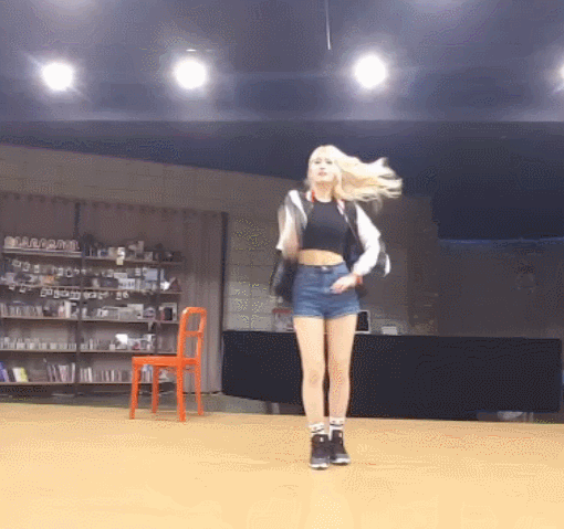 트와이스 댄싱모신 .gif | 인스티즈
