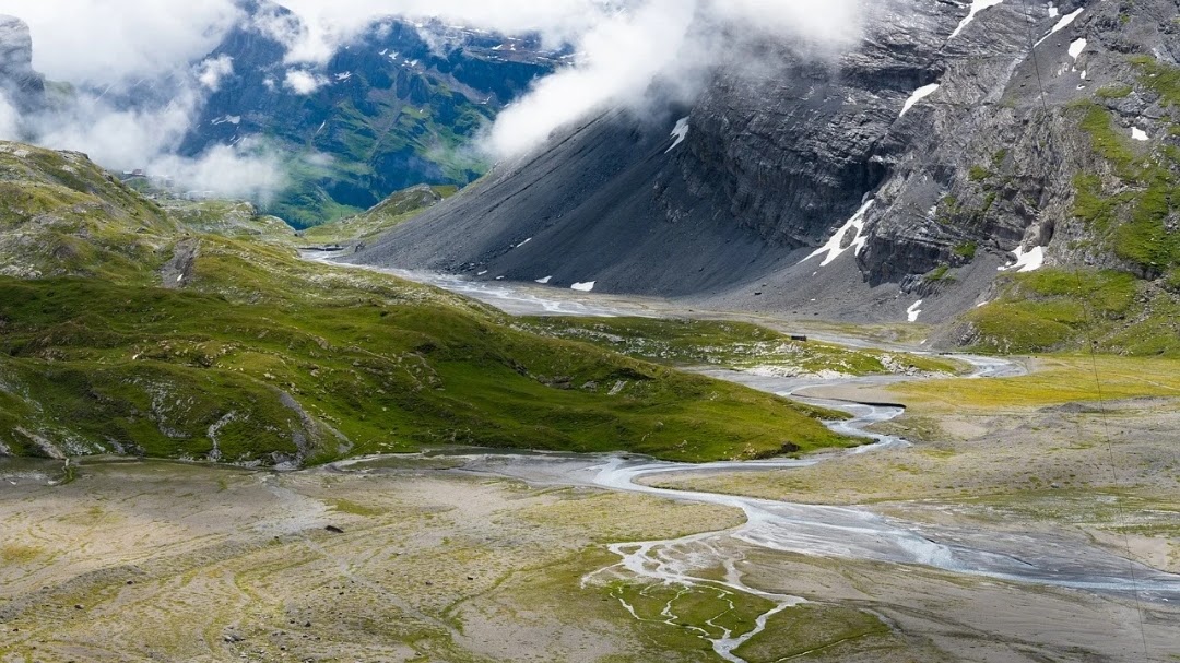 Sumber Daya Alam Pengertian Jenis Manfaat Hubungan Sumber Daya Alam Dengan Teknologi Dan Dampak Pengambilan Bahan Alam Ruang Pengetahuan