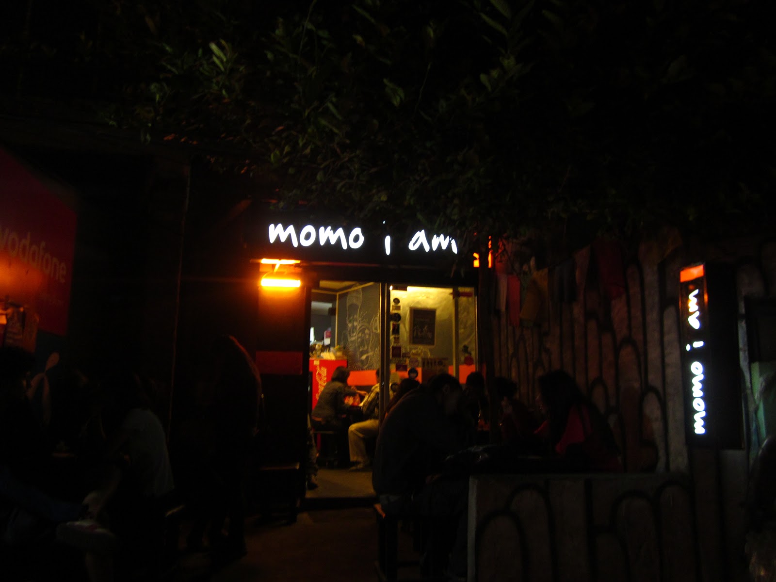 eat-out-momo-i-am-presented-by-p