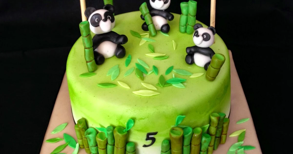 La Fée Saveur....: Gâteau pandas en pâte à sucre