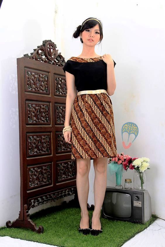  32 model  rok  batik  panjang pendek  modern untuk pesta 