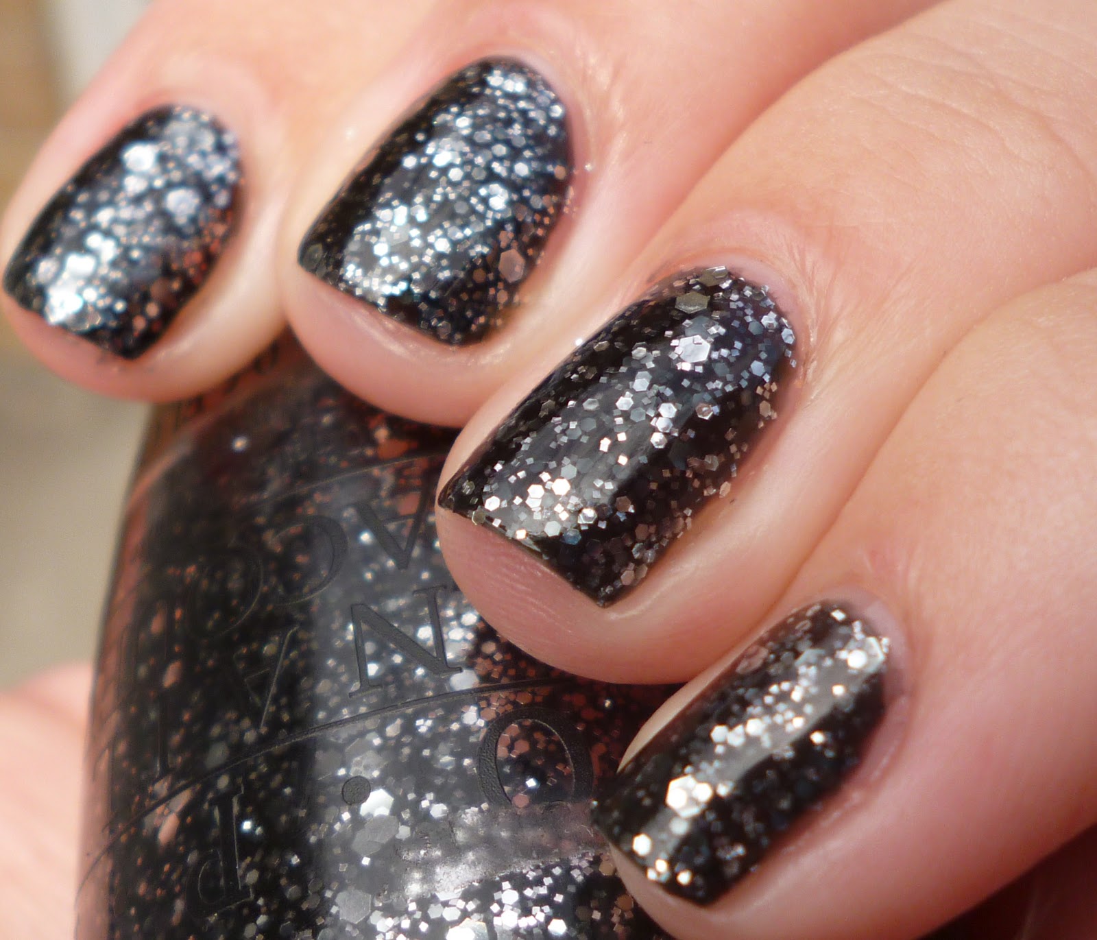 Best Black Nail Polishes Top 7