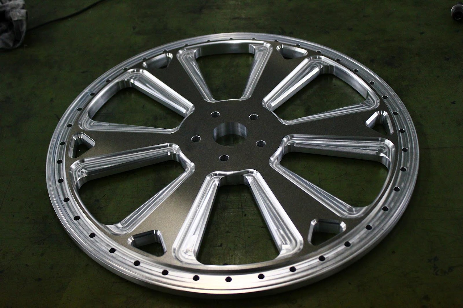 VERONIKA BLOG: almi 3 piece wheel Of the trial 3ピースホイール試し加工