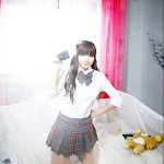 Ryu Ji Hye Lovely in Grey and Red School Girl Foto 13