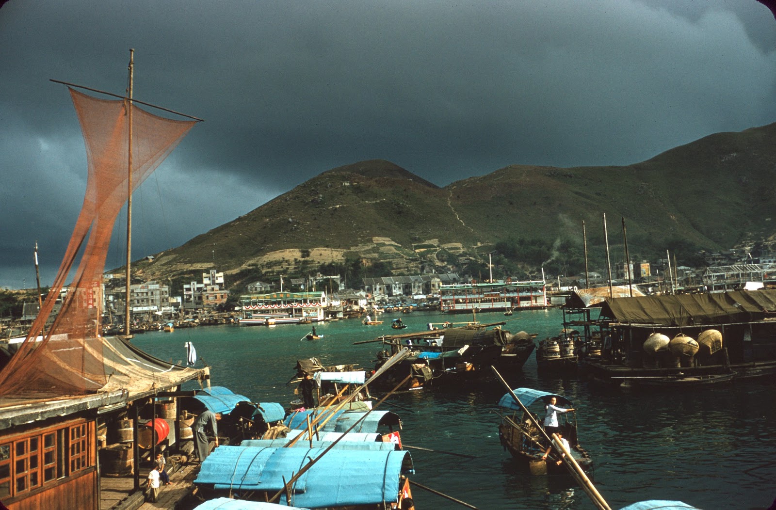 hong kong photographs 1950s