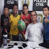 Crianças vão a delegacia denunciar vizinha que tomou a bola do grupo e ganham uma nova dos policiais