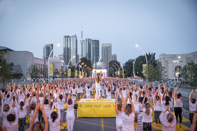 Lolë White Tour Sunset Yoga Toronto