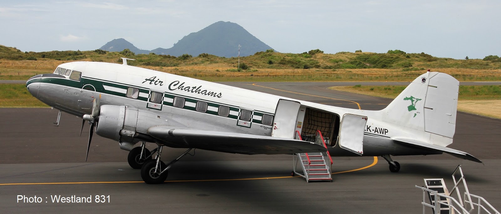 3rd Level New Zealand Air Chathams at Whakatane