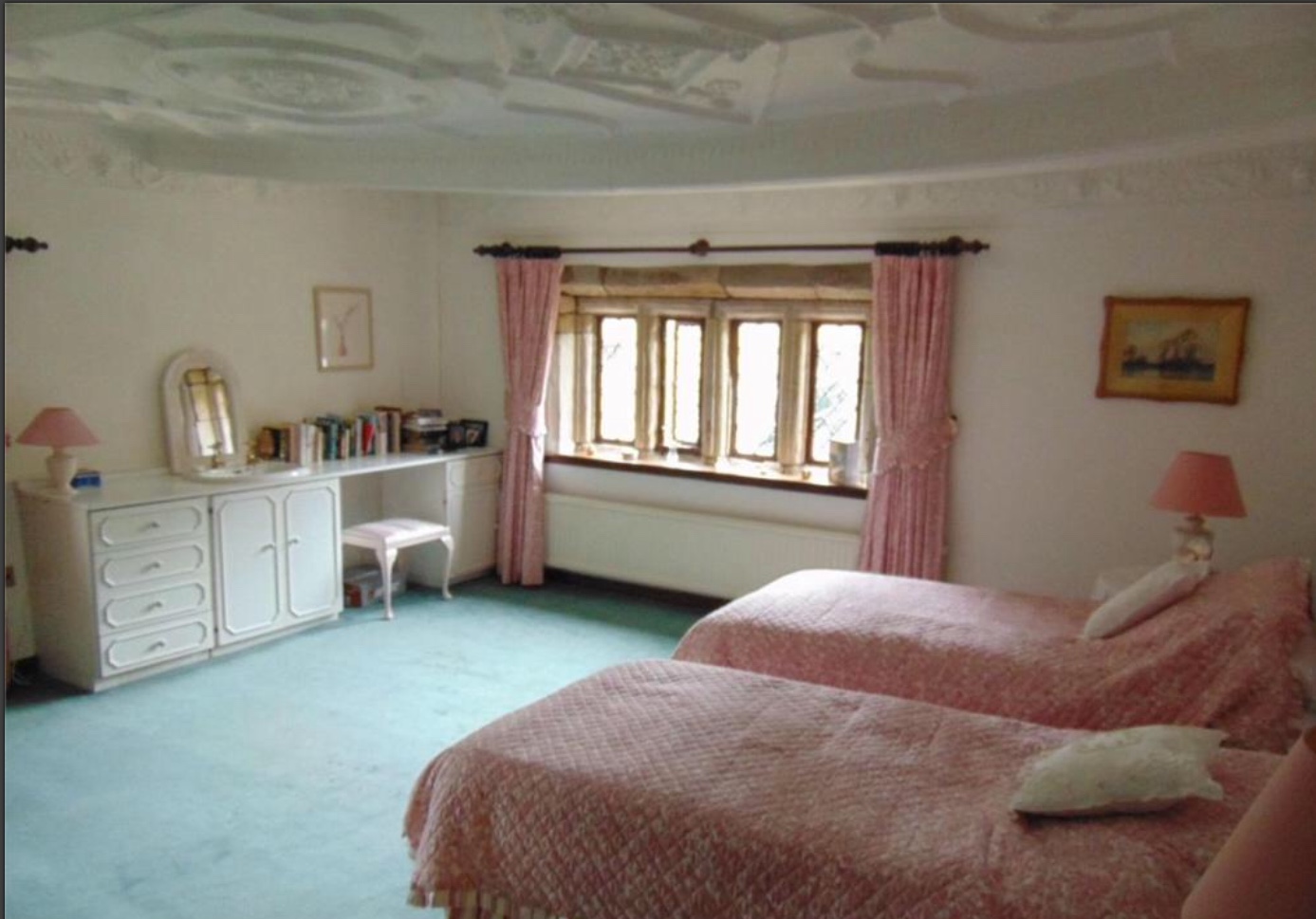 Greenhead Manor, Greenhead Lane, Reedley, Burnley, Lancashire. £925k