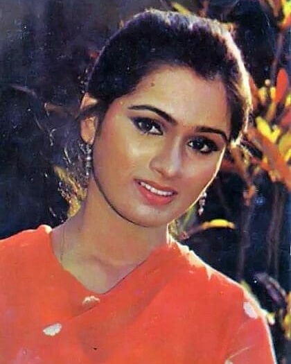 Padmini Kolhapure  (Actress) Wiki,Bio,Age, Education, Awards, Family and Many More