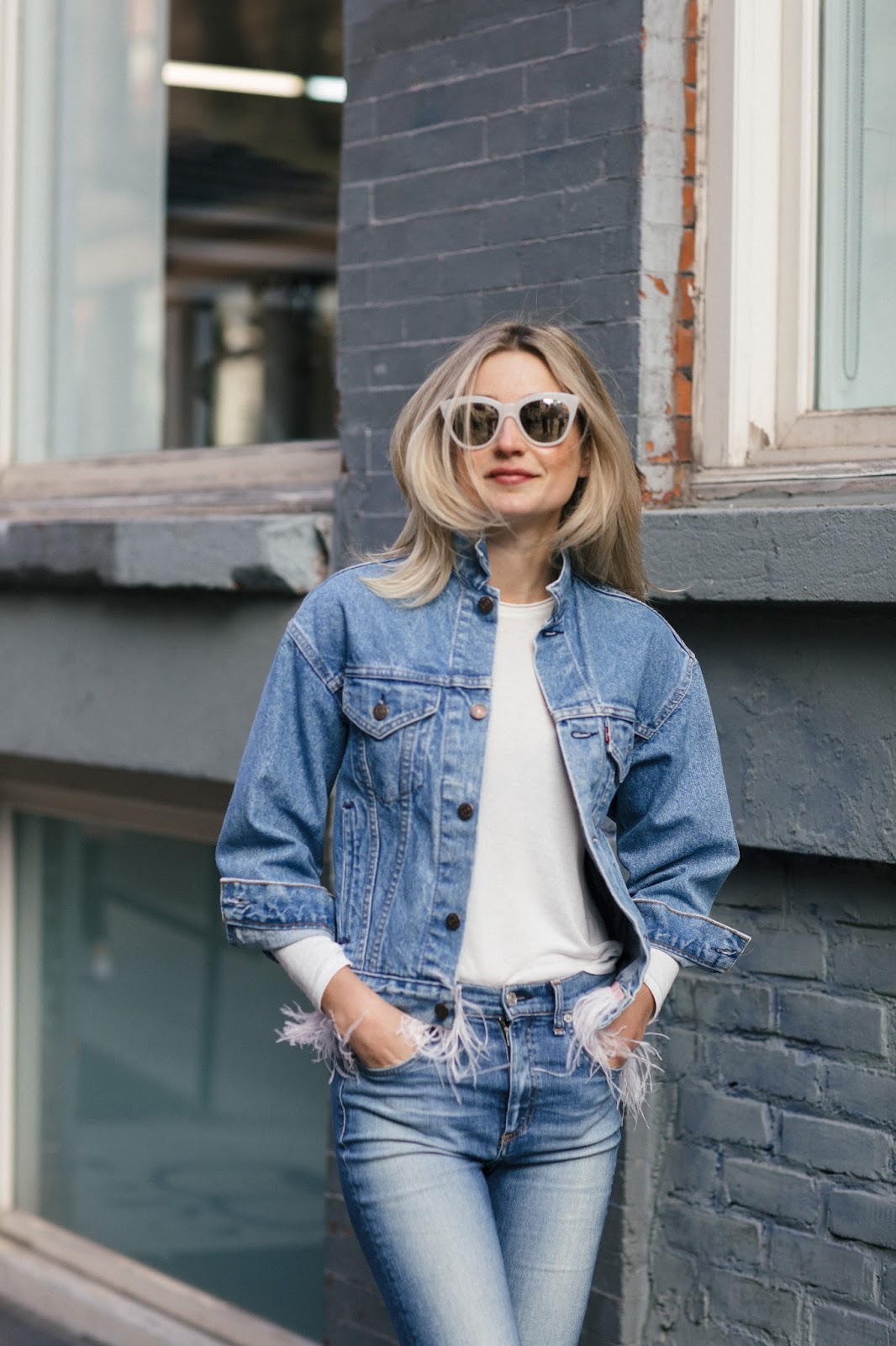 THE NEW YORK BLONDE New York Blonde