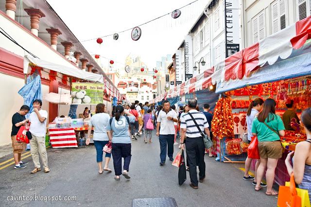 Entree Kibbles: Chinatown Chinese New Year Celebrations - Street Light