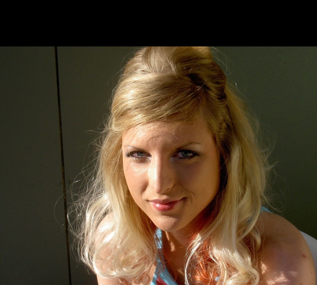 Complete With You (Find Meet Date): Latvia Dating