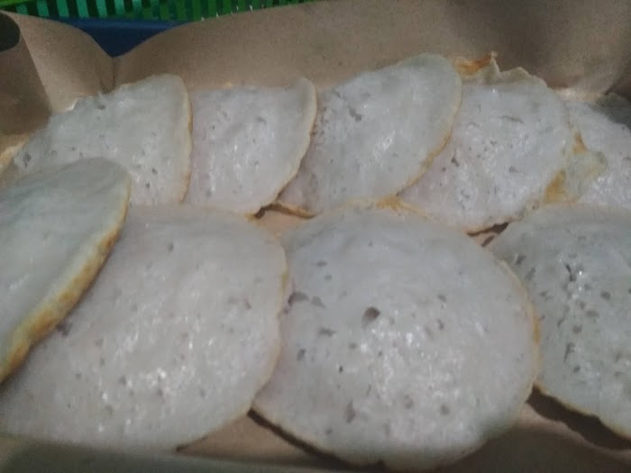 Cara Membuat Kue Serabi Tepung Beras Simpel dan Lezat Cara Membuat Kue Serabi Tepung Beras Simpel dan Lezat