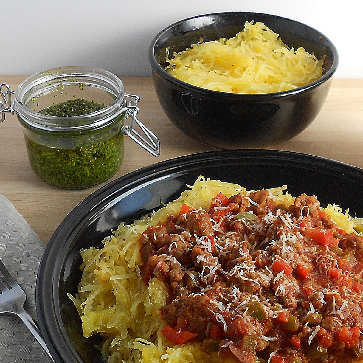 behind-the-bites-italian-style-spaghetti-squash