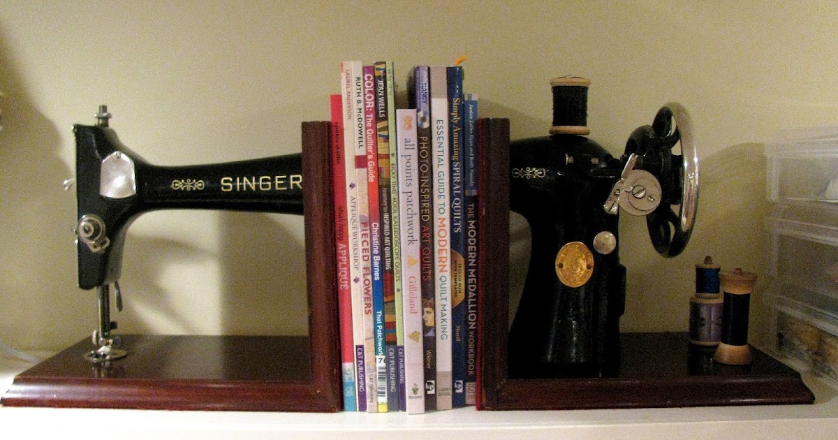 Sewing Machine Bookends: Cool quilting room decor