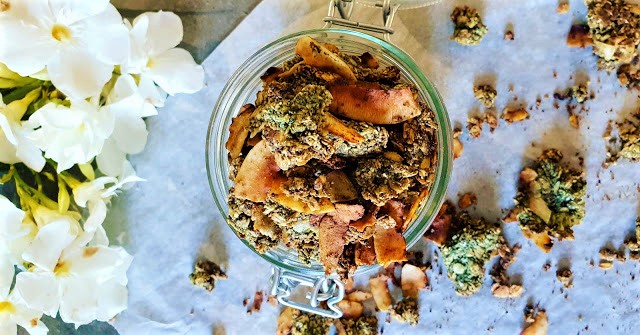 GRANOLA SPIRULINE ET NOIX DE COCO