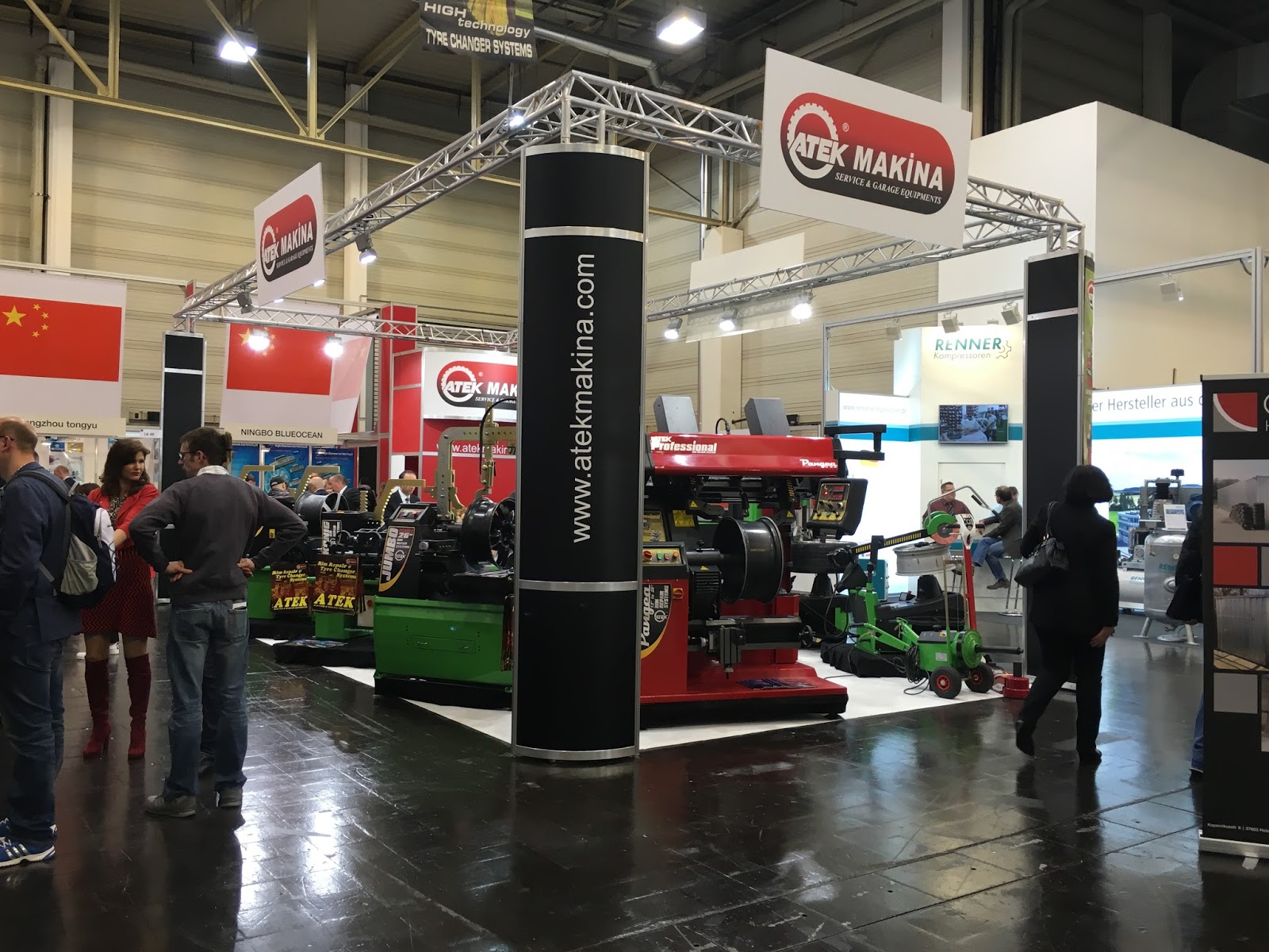 Innovative Garage Equipment From Gamma Trade Usa Www Gammatradeusa