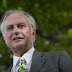 Richard Dawkins loses humanist award after transgender criticism