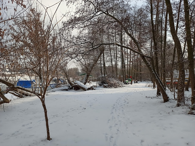 Na naszej Przystani Kowale prawdziwa zima ze śniegiem, mrozem i słońcem.