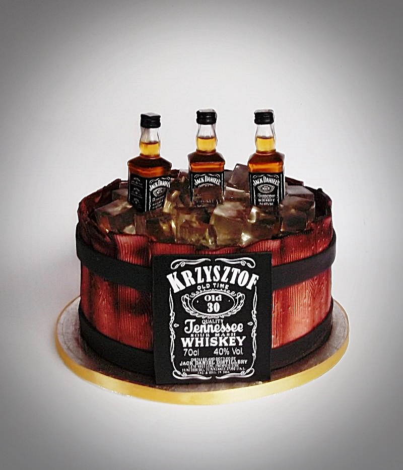 Torty moja pasja / Cakes my passion Tort beczka z mini butelkami