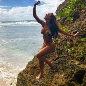 Zuleyka Rivera publica espectacular foto suya en bikini
