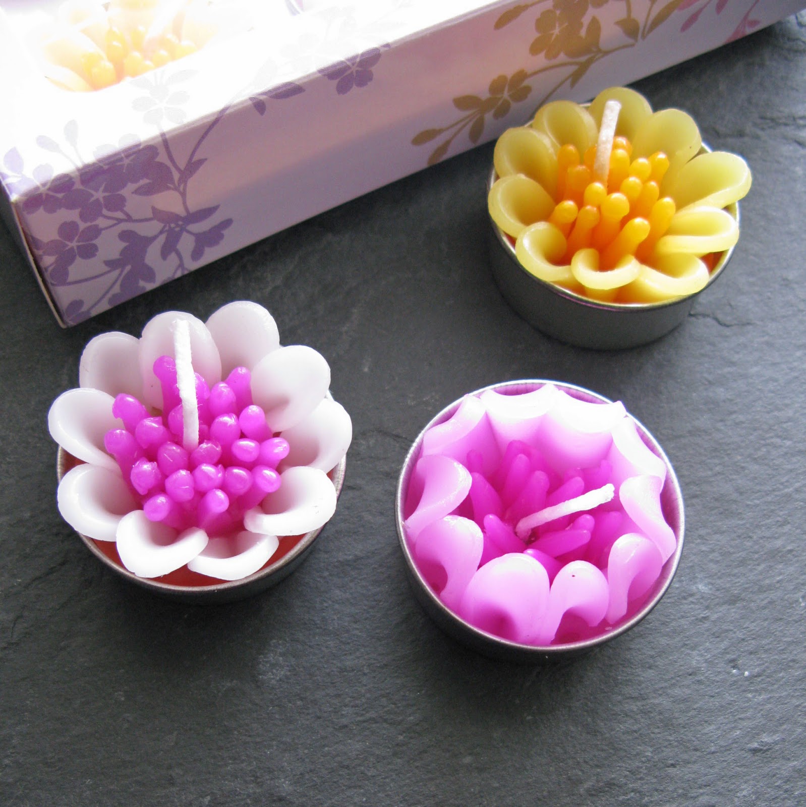 The Eni Journal Pretty candles sets