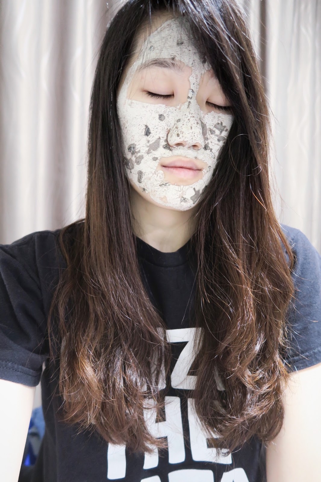 Clay Mask The Body Shop Himalayan Charcoal Purifying Glow Mask Review Lareina Ting
