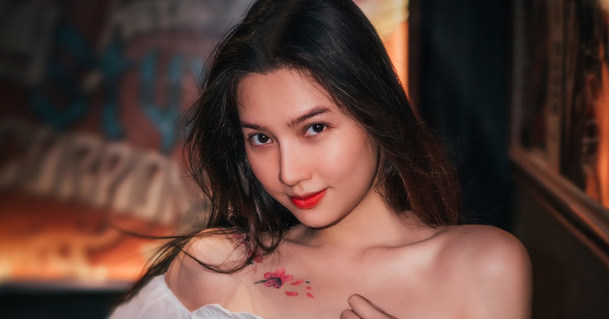 Hot girl…Hoàng Thu Uyên…