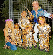 Kim Kardashian and Jonathan Cheban in the image of the "Tiger King" on Halloween with her four children: photo