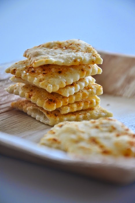 crackers alla paprika dolce con pasta madre non rinfrescata