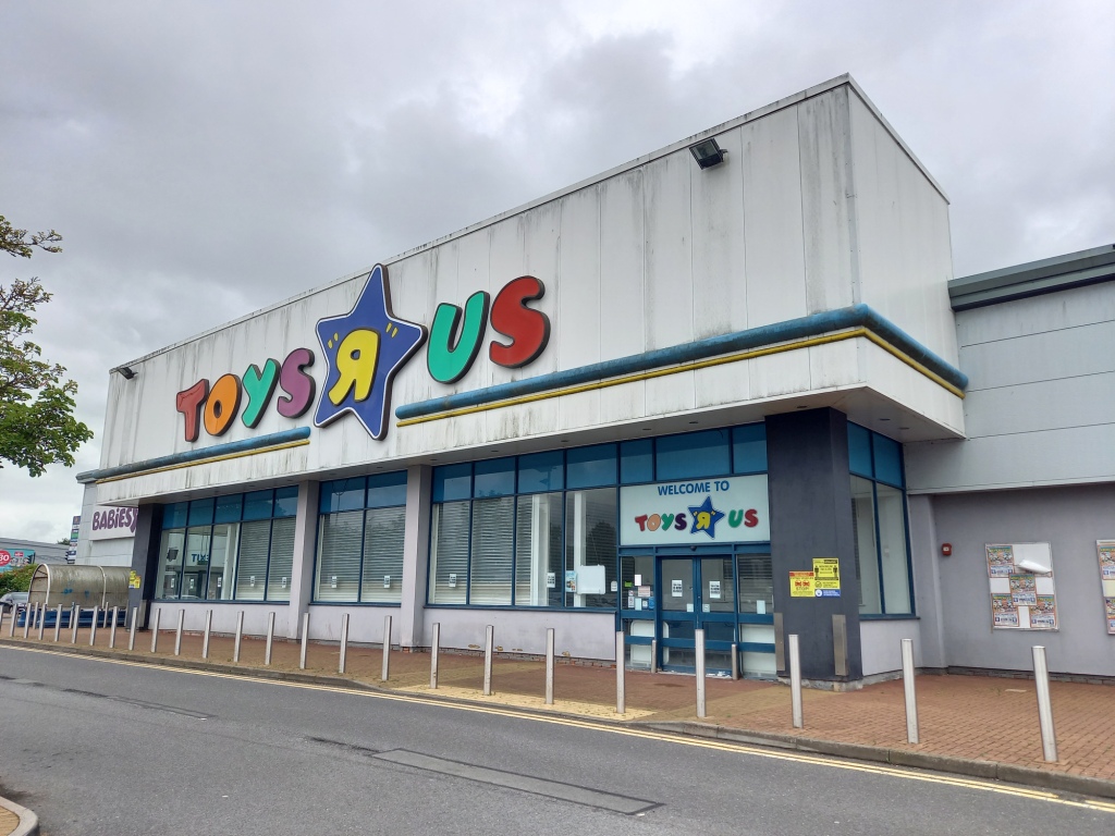 The Ham and Egger Files Toys R Us in Northampton